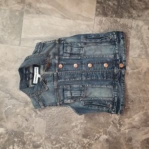 Jean Vest